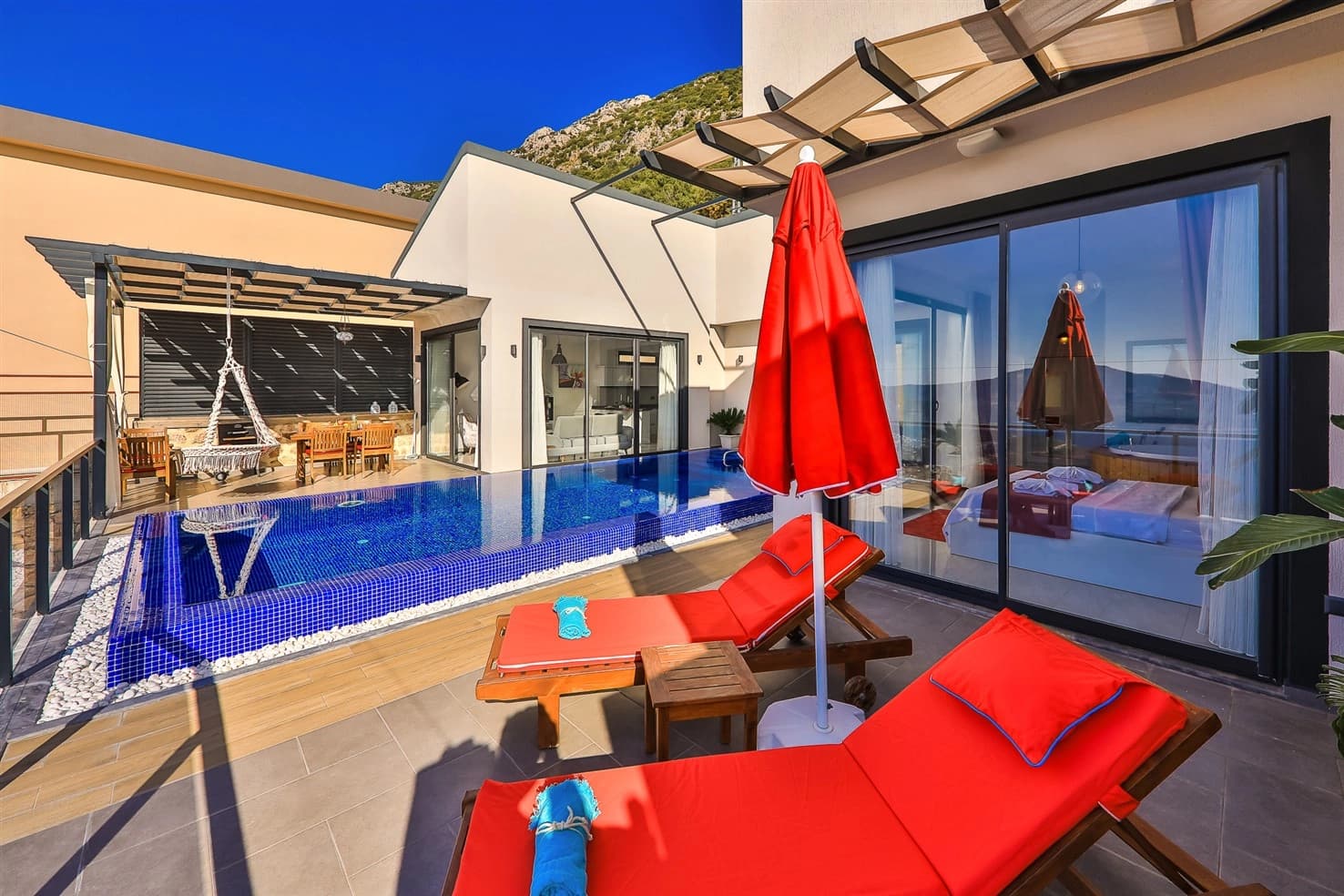 Villa Ege Korunaklı Havuz 26