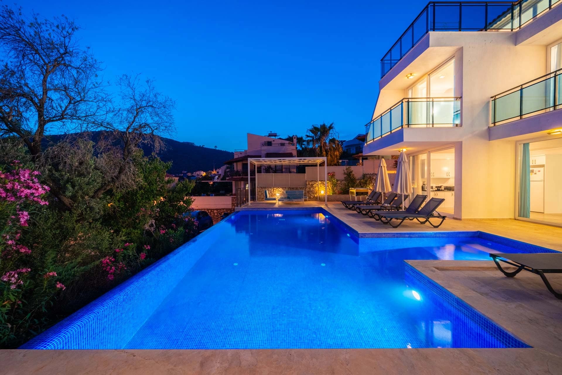 Villa Visos Özel Havuzlu 98