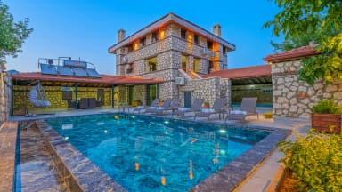 Villa Şah Bezirgan 19