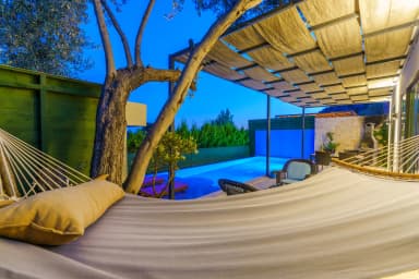 Villa Leonardo Korunaklı Havuz 11