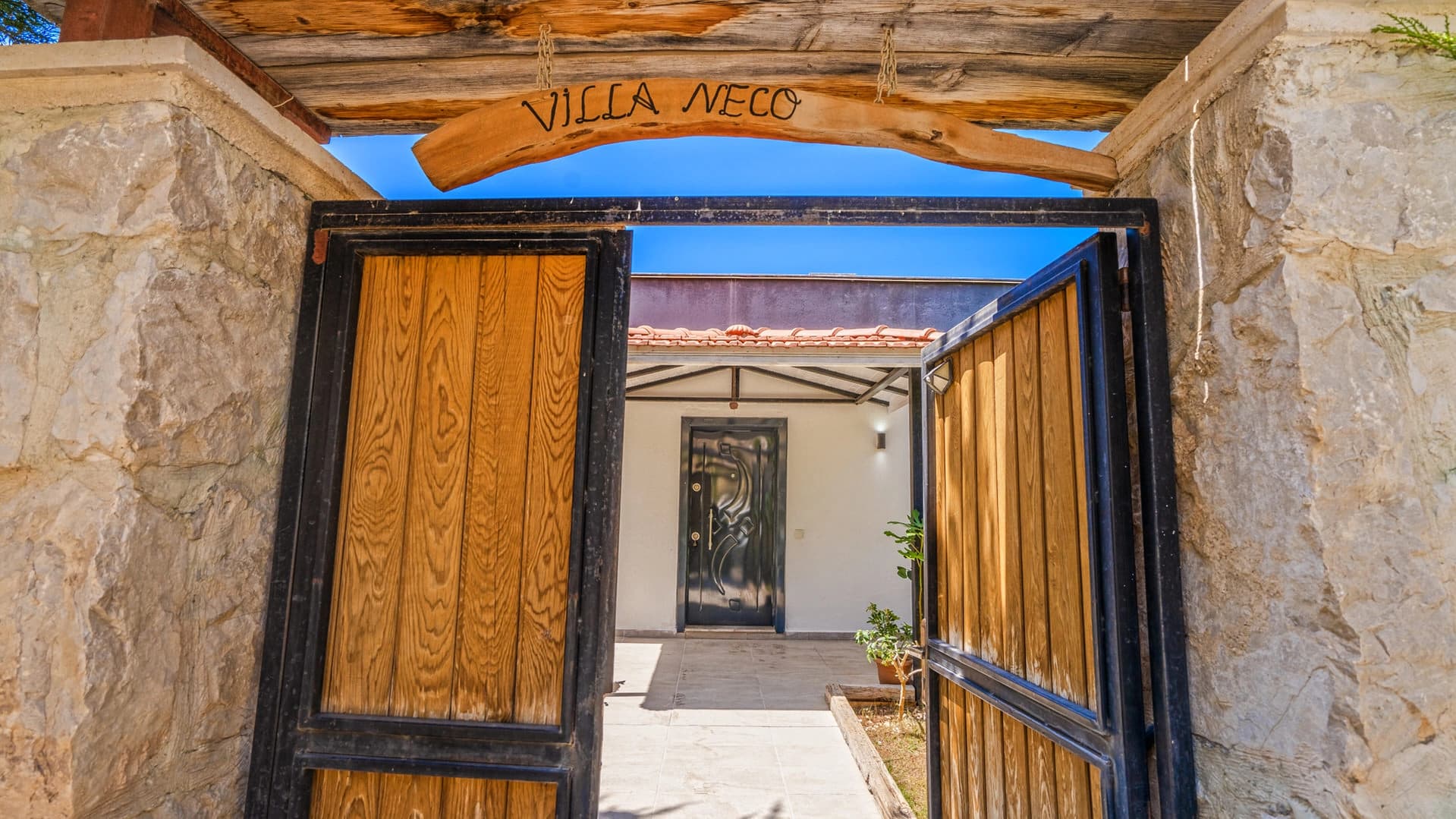 Villa Neco Çavdır 84