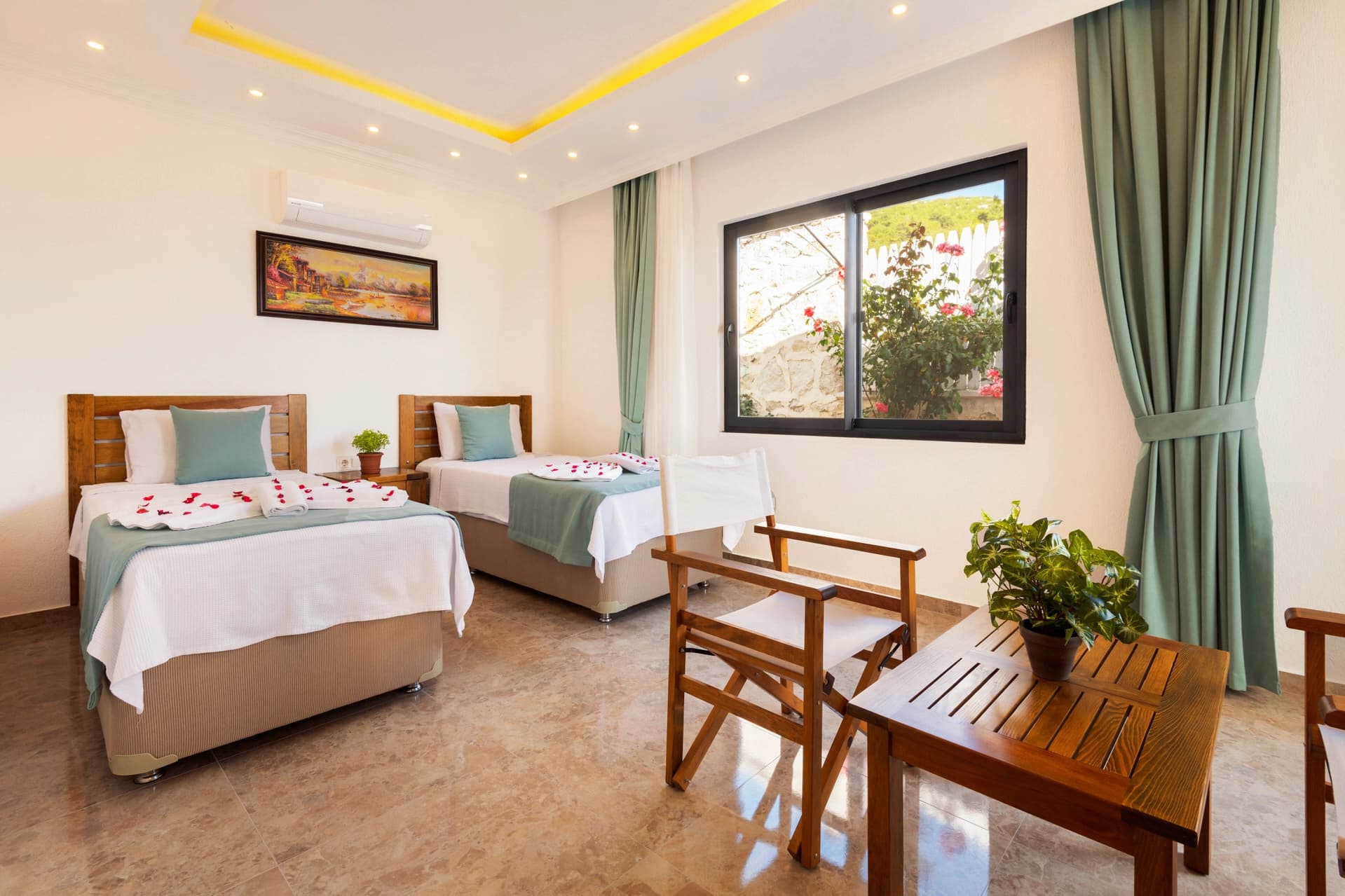 Villa Aklar Korunaklı Havuz 16