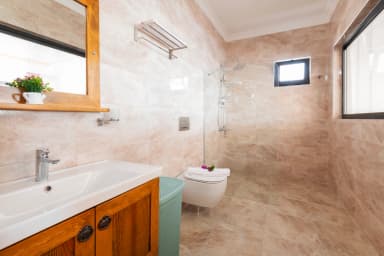 Villa Aklar Korunaklı Havuz 86