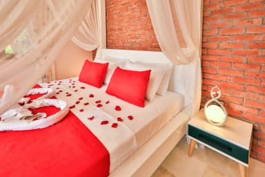 Villa Sevi Korunaklı Havuz 63