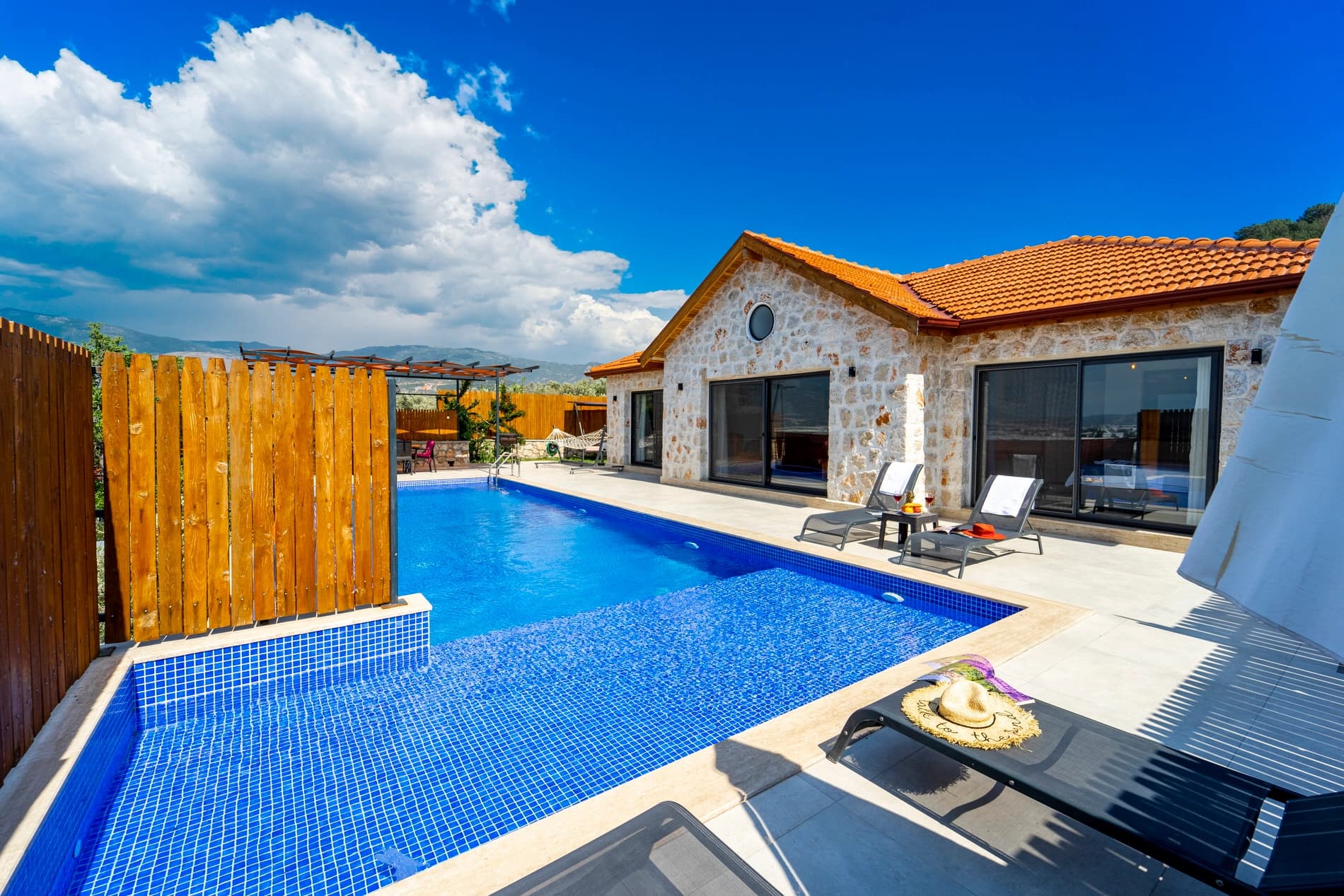 Villa Gemicik Korunaklı Havuz 30