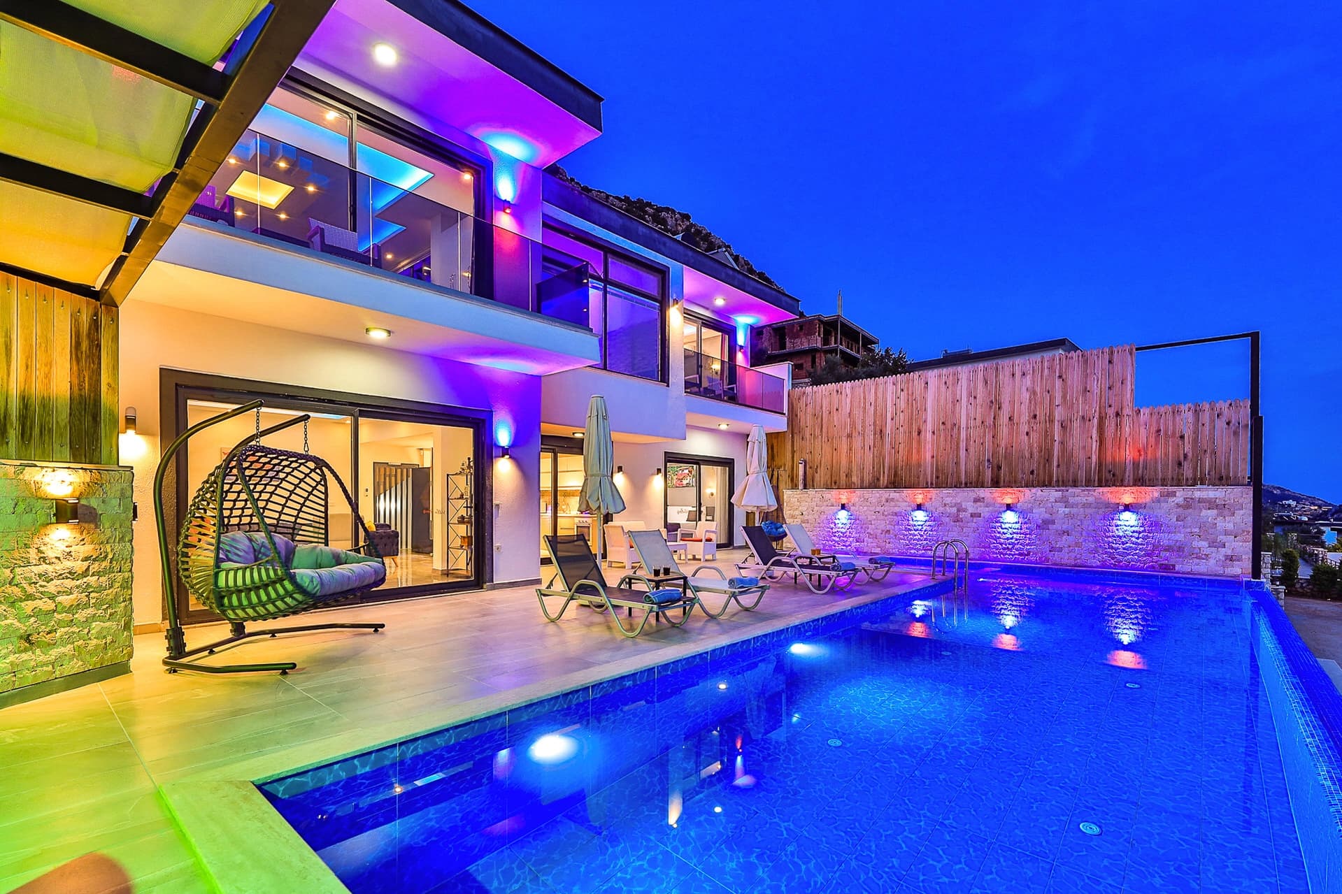 Villa Zeugma Korunaklı Havuz 71