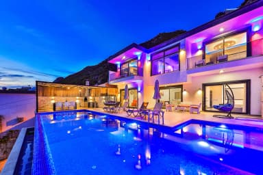 Villa Zeugma Korunaklı Havuz 57