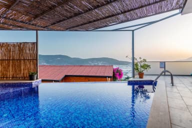 Villa Rock Korunaklı Havuz 55