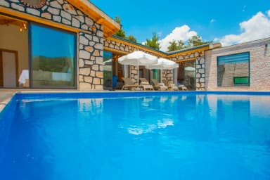 Villa Aleyna Korunaklı Havuz 29