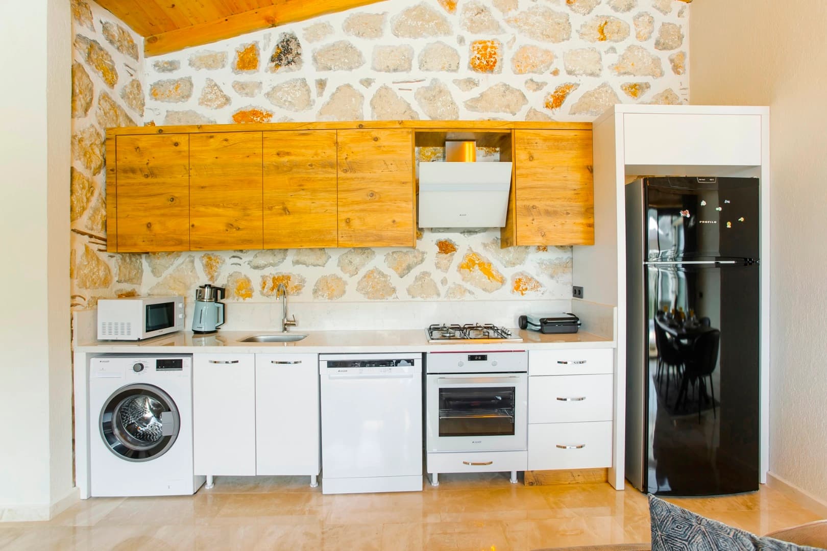 Villa Aleyna Korunaklı Havuz 79