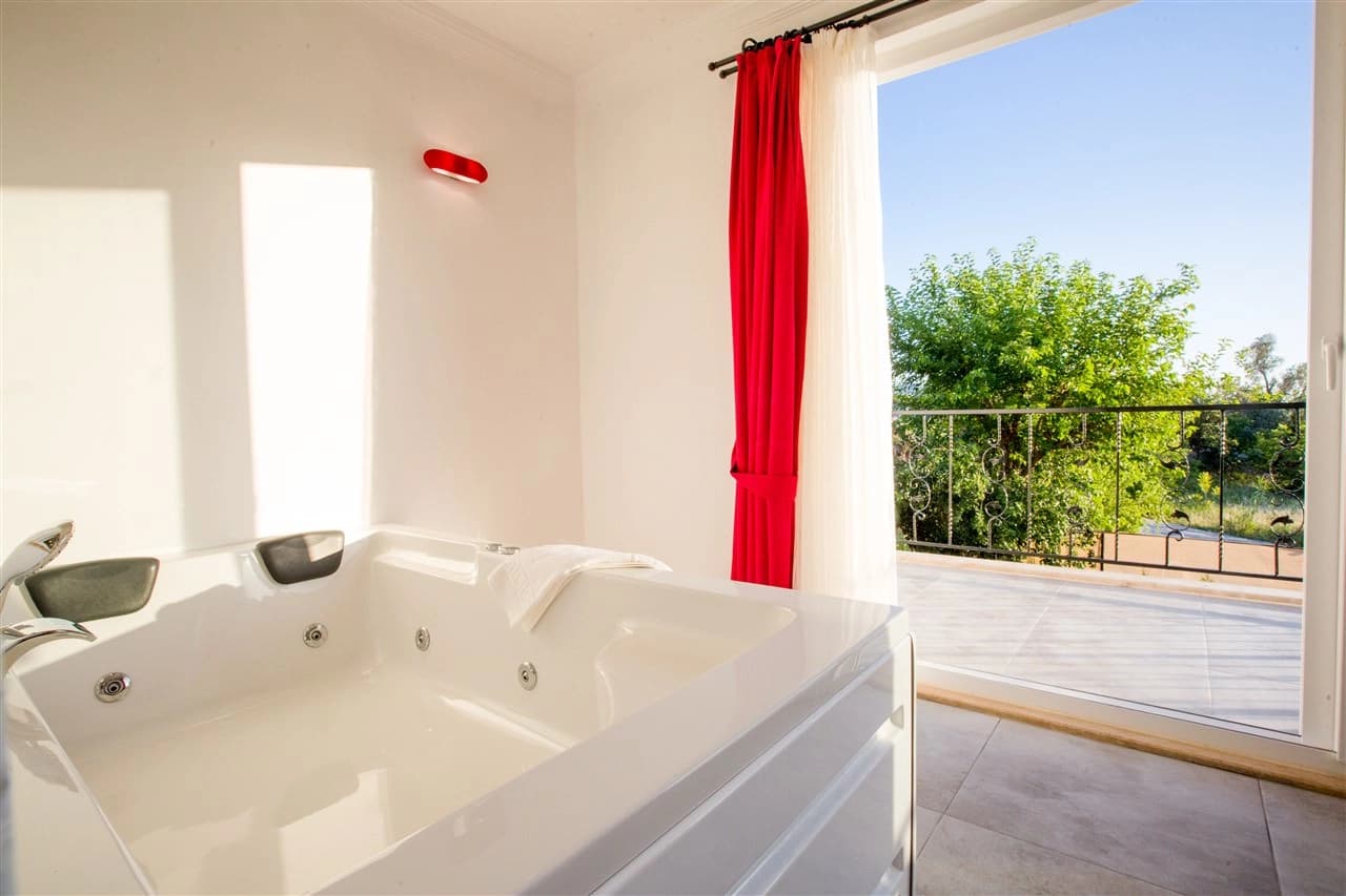 Villa Eftalya Korunaklı Havuz 38