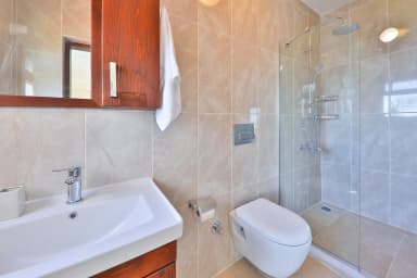 Villa Sarı Kaş Korunaklı Havuz 27