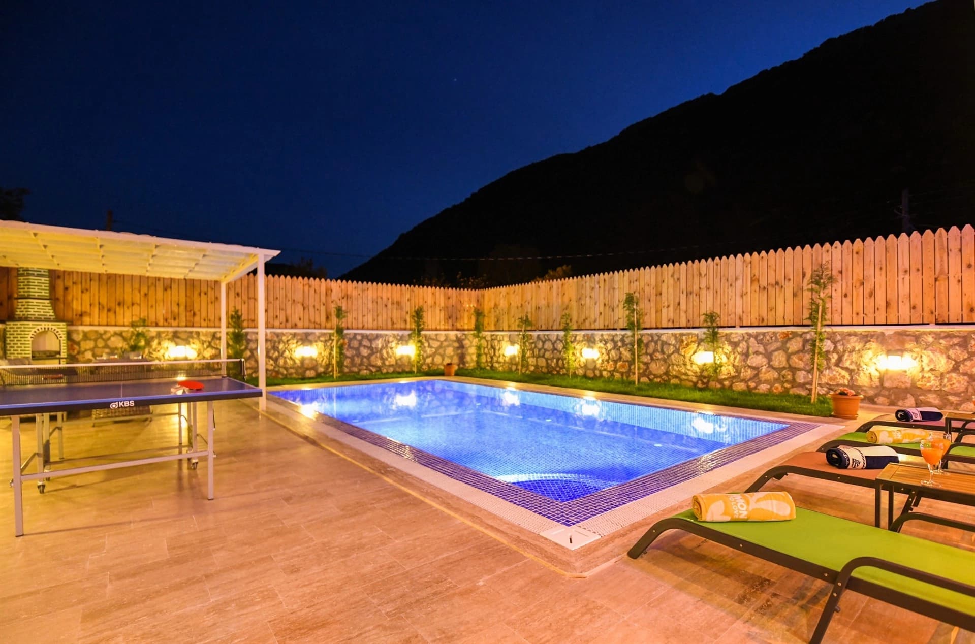 Villa Gamze Korunaklı Havuz 22