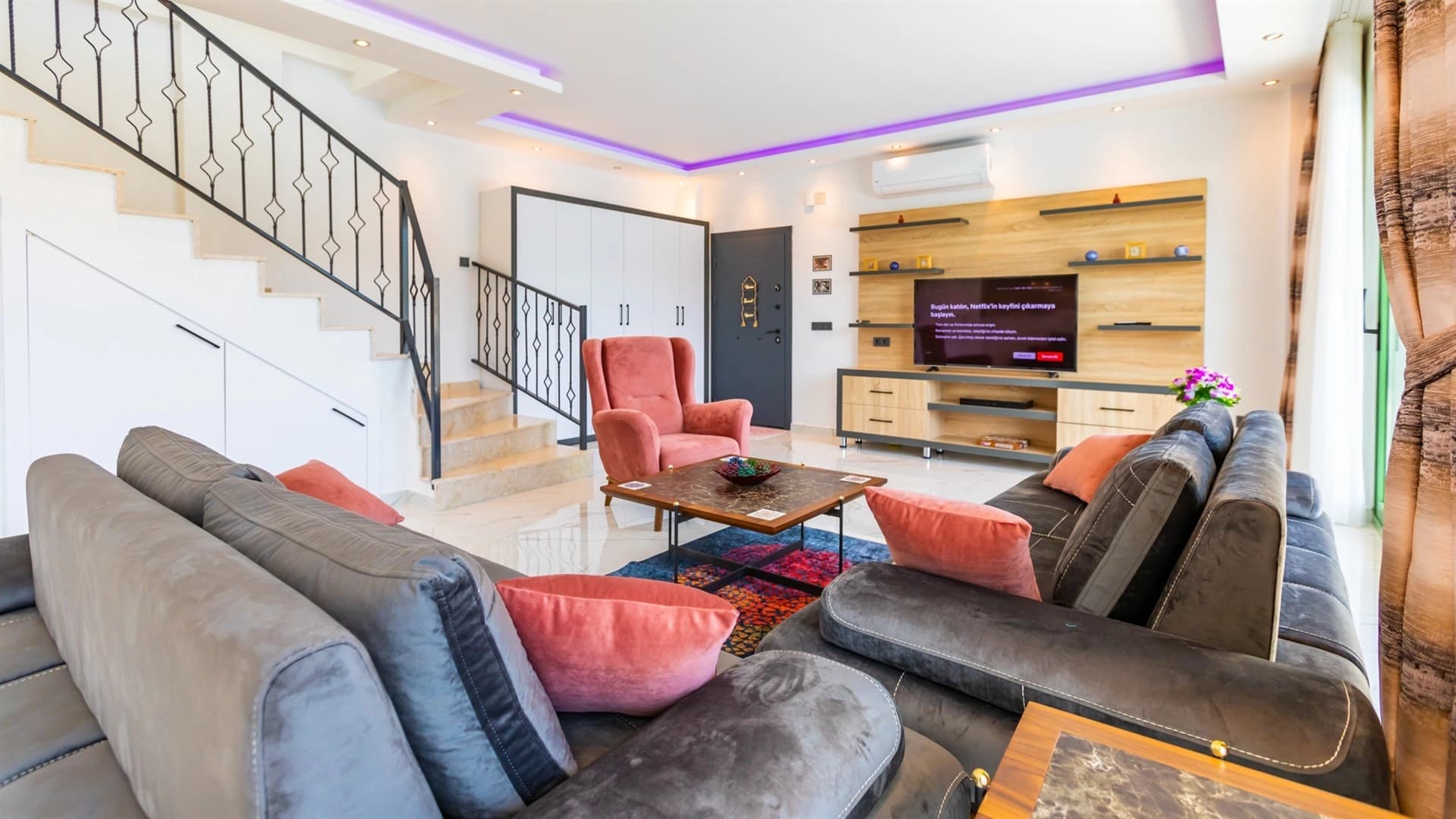 Villa Burcu Korunaklı Havuz 64