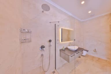 Villa Aqua Luxury Korunaklı Havuz 16