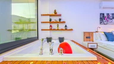 Villa Poruk Çiçeği Korunaklı Havuz 17