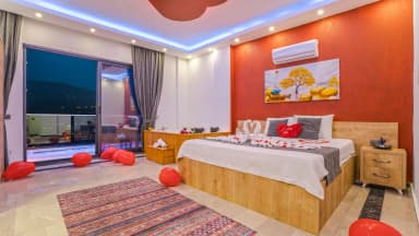 Villa Göktaşı Korunaklı Havuz 80