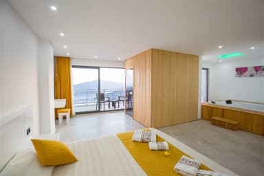 Villa Satürn Korunaklı Havuz 65