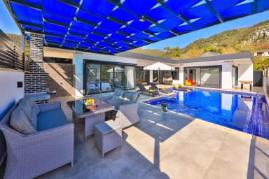 Villa Tayyar Korunaklı Havuz 29