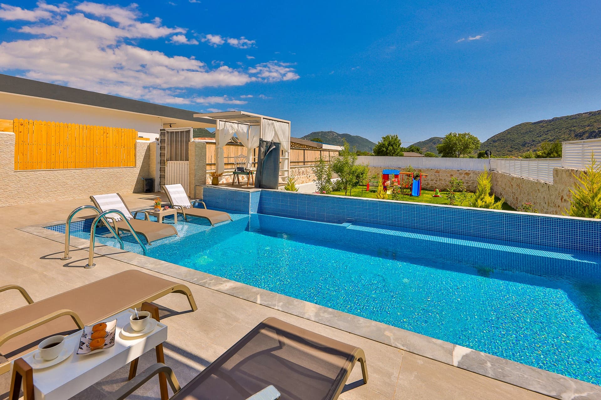 Villa Mulberry Barley Bezirgan 87