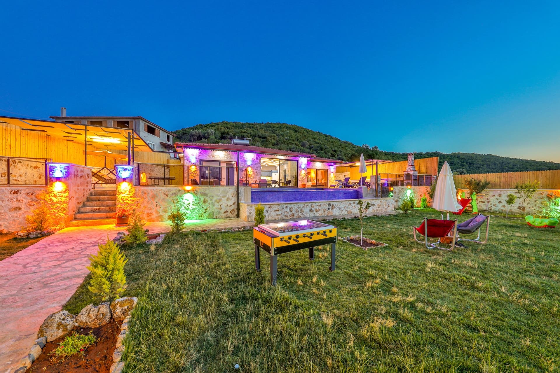 Villa Isında Konağı Korunaklı Havuz 16