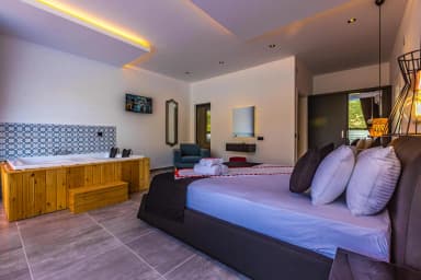 Villa Neon İslamlar 58