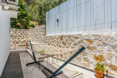 Villa Neon Korunaklı Havuz 83