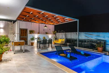 Villa Neon İslamlar 56