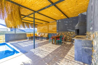 Villa Lambuka Korunaklı Havuz 58