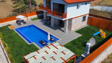 Villa Serendipity Korunaklı Havuz 36