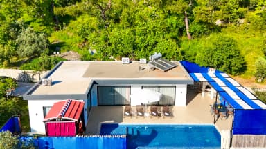 Villa Gökkuşağı Korunaklı Havuz 74