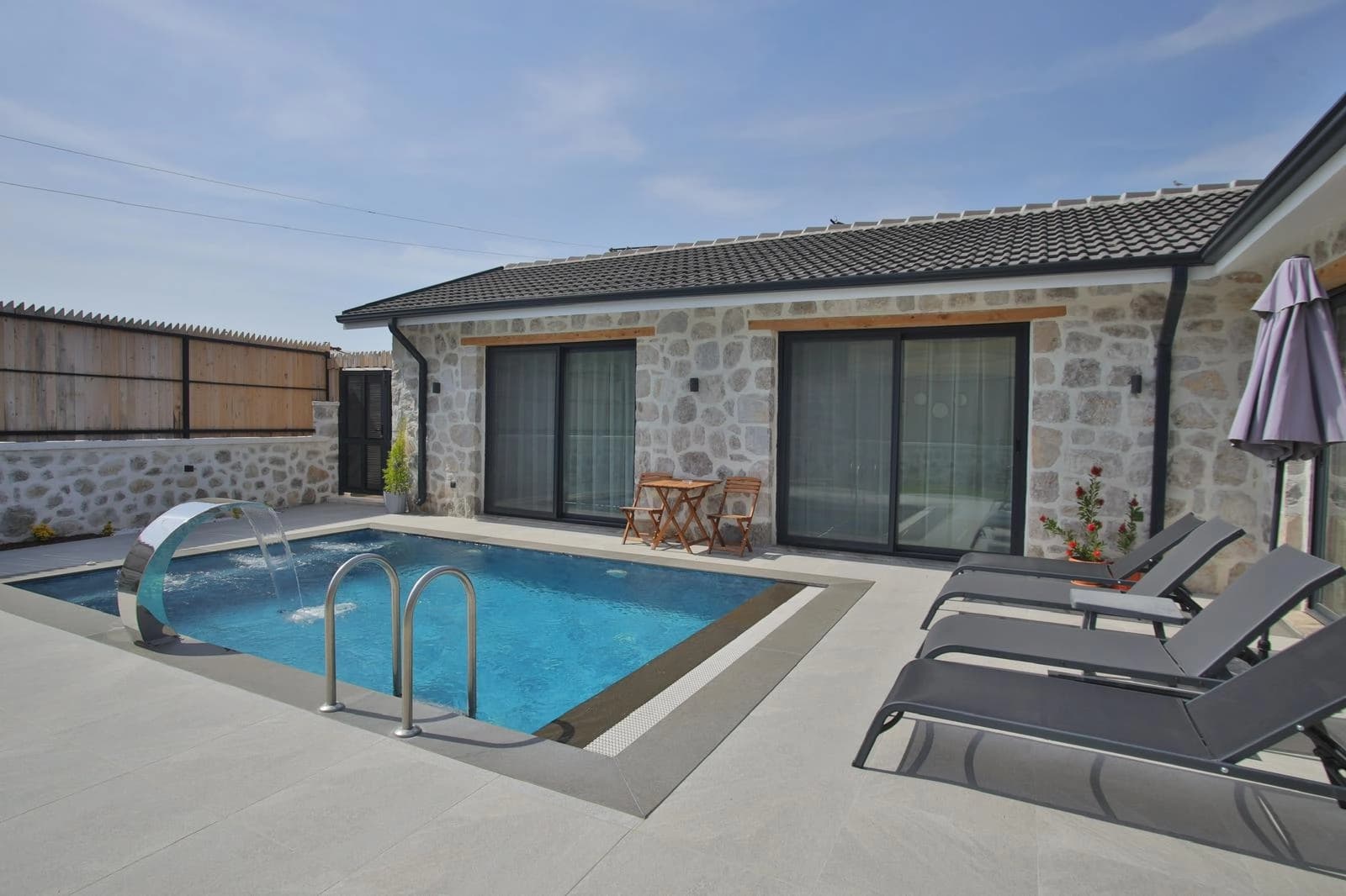 Villa Detail Korunaklı Havuz 43