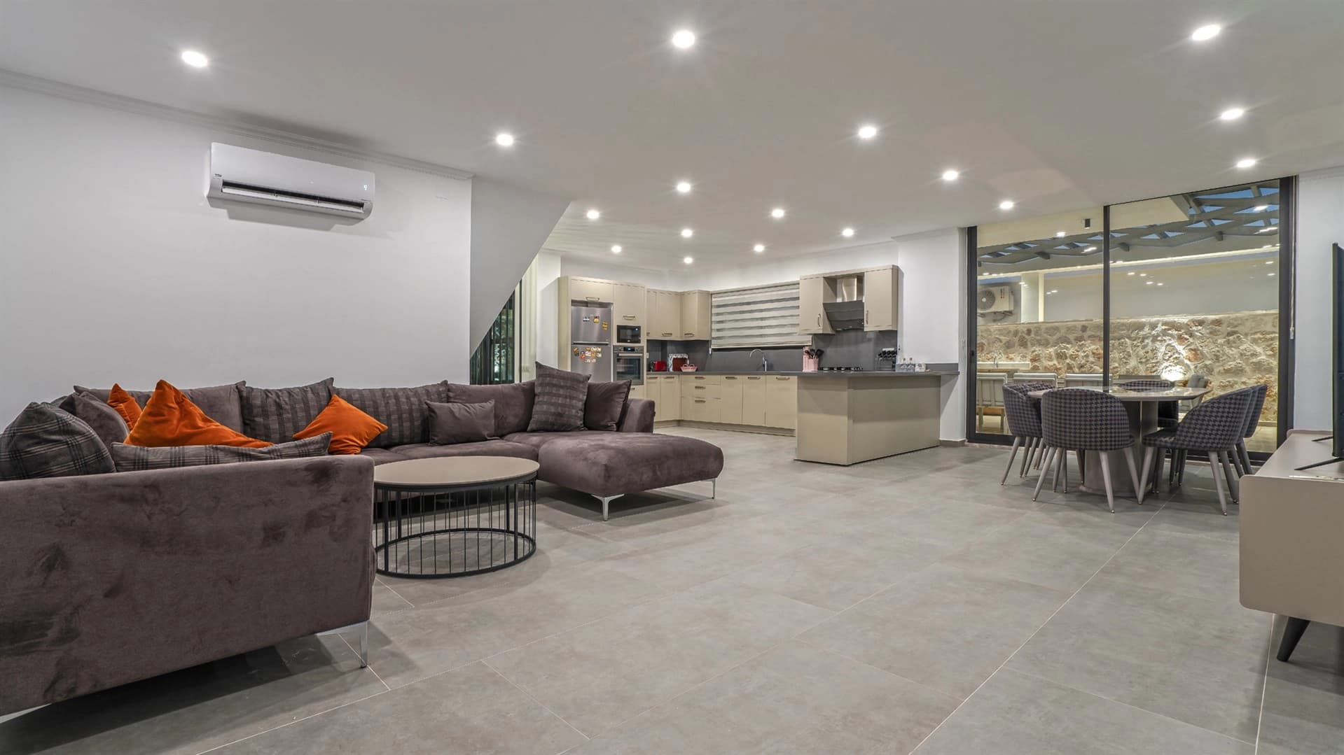 Villa Lion Çocuk Havuzu 63