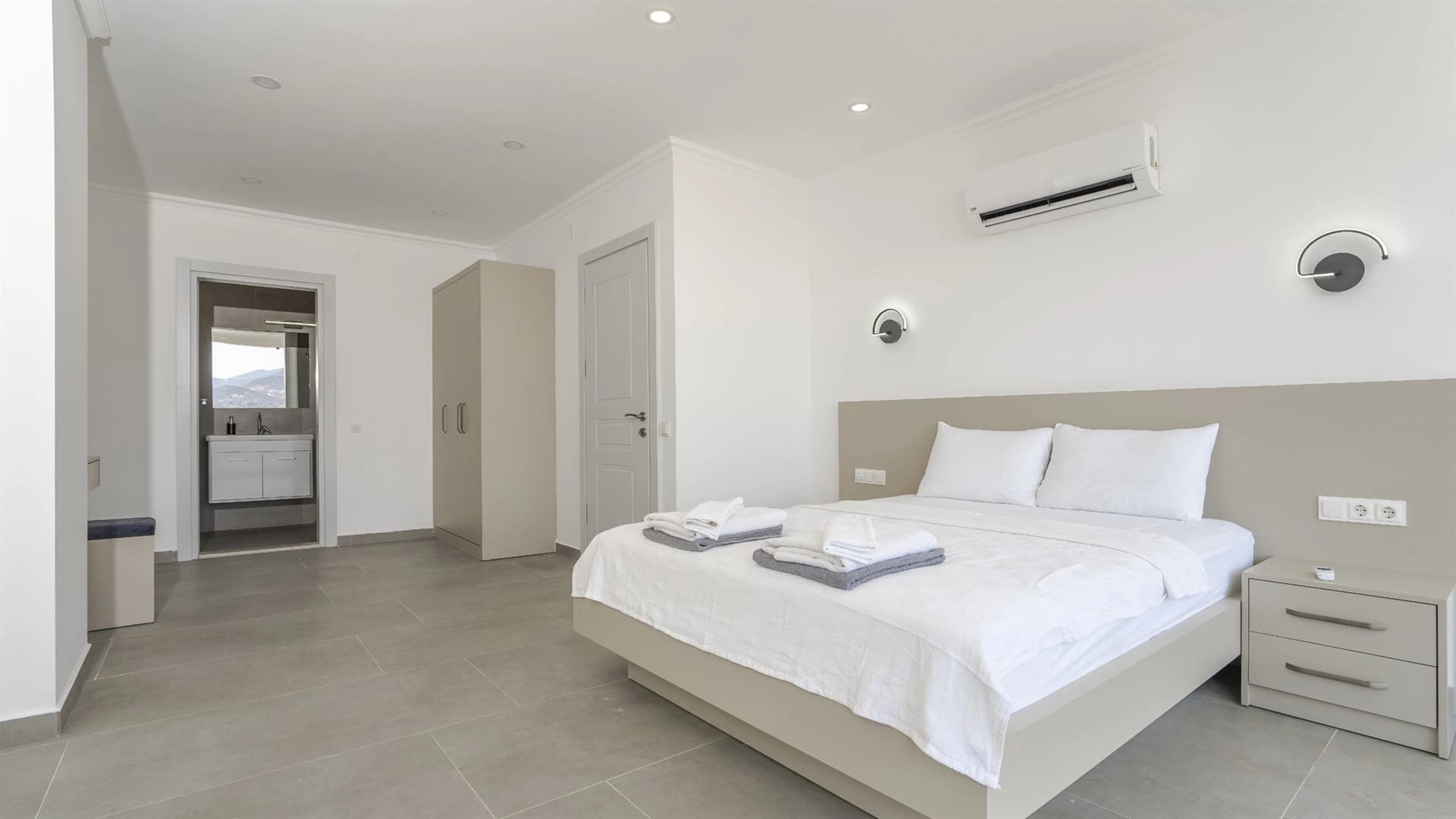 Villa Lion Çocuk Havuzu 85