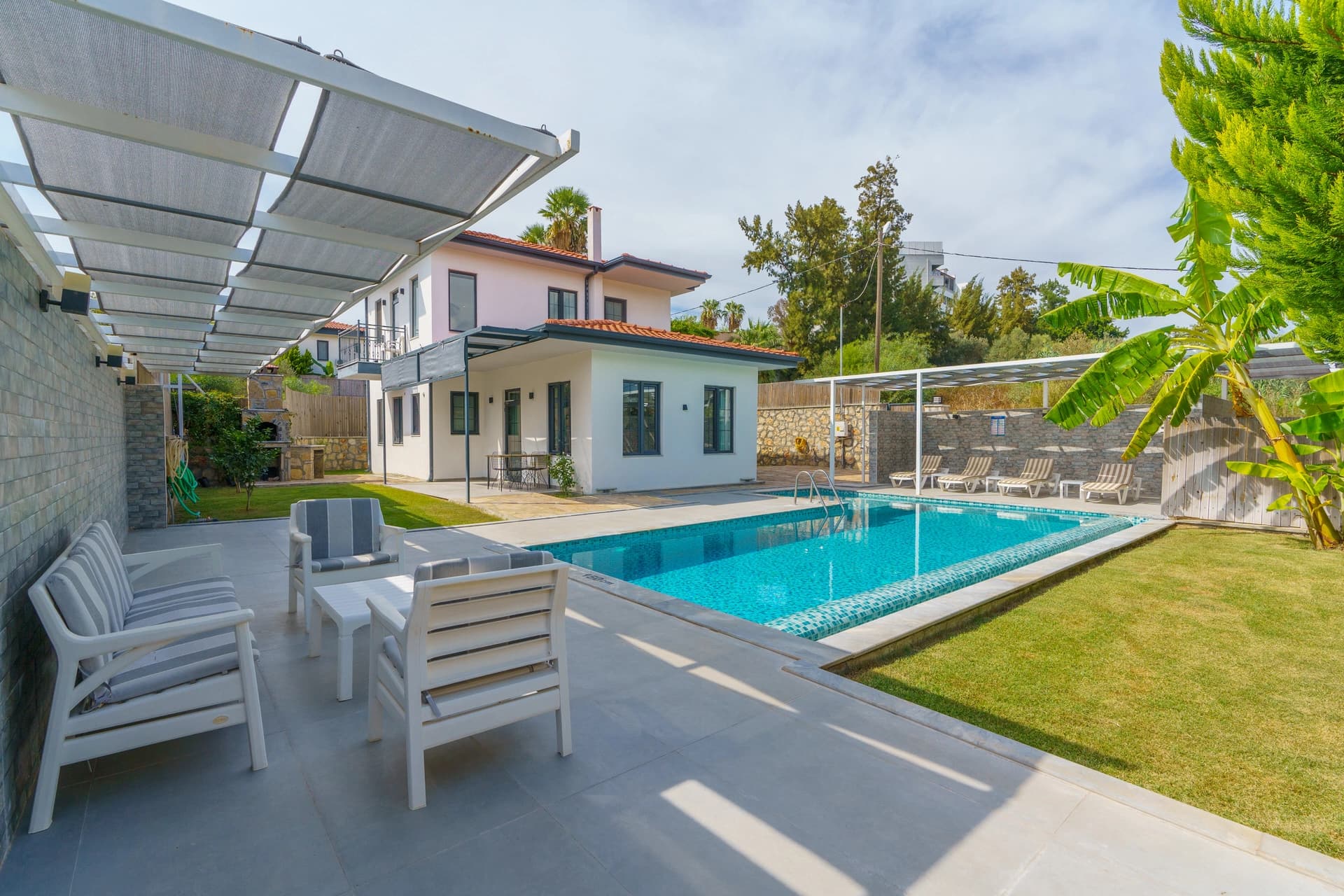 Villa Sazak Uno Korunaklı Havuz 88