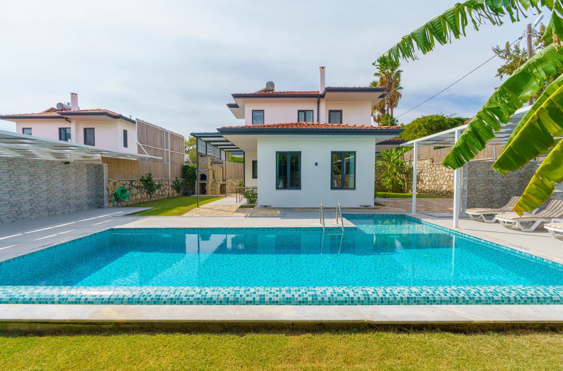 Villa Sazak Uno Korunaklı Havuz 32