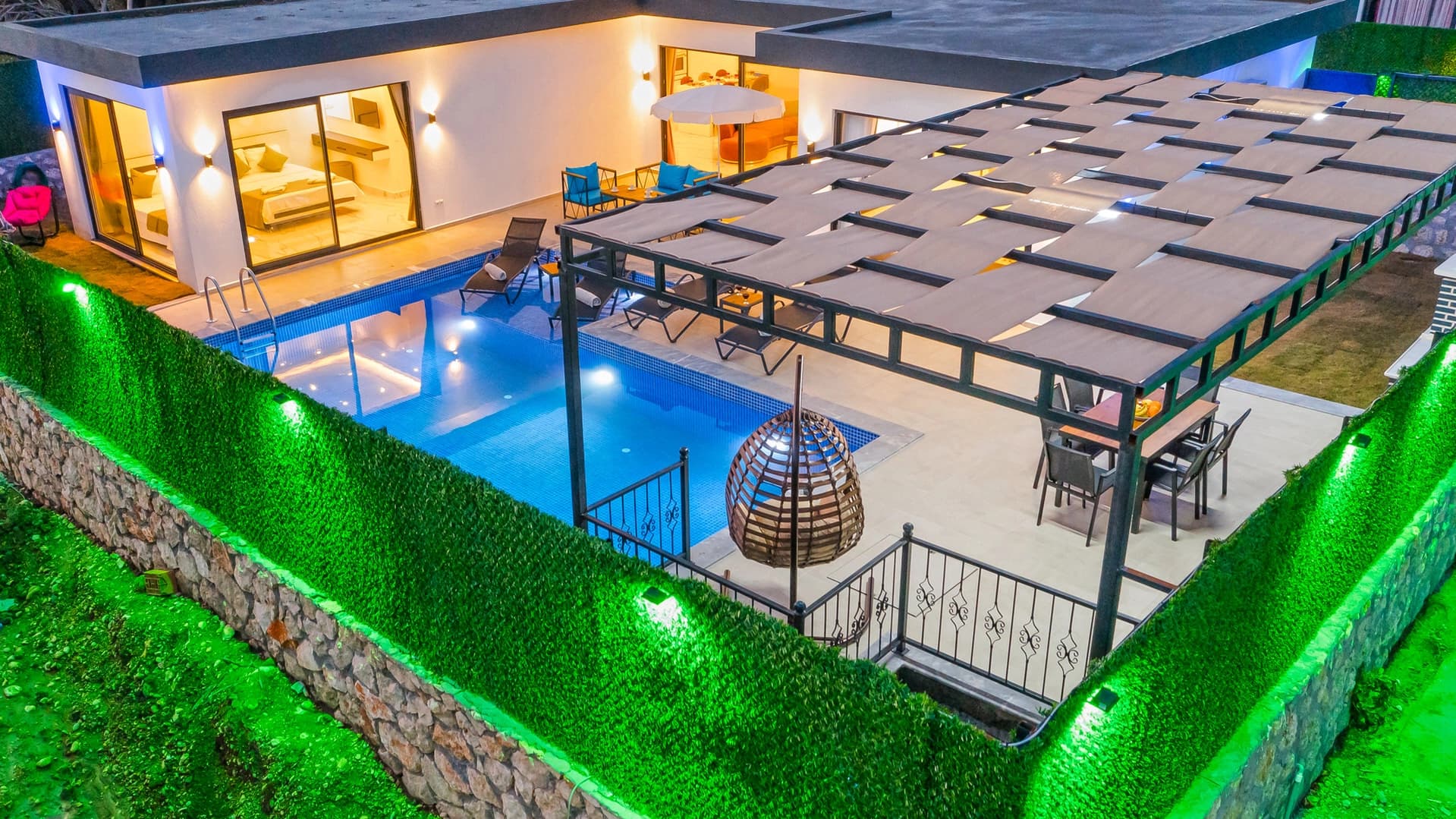 Villa Ortaç 4 Korunaklı Havuz 80