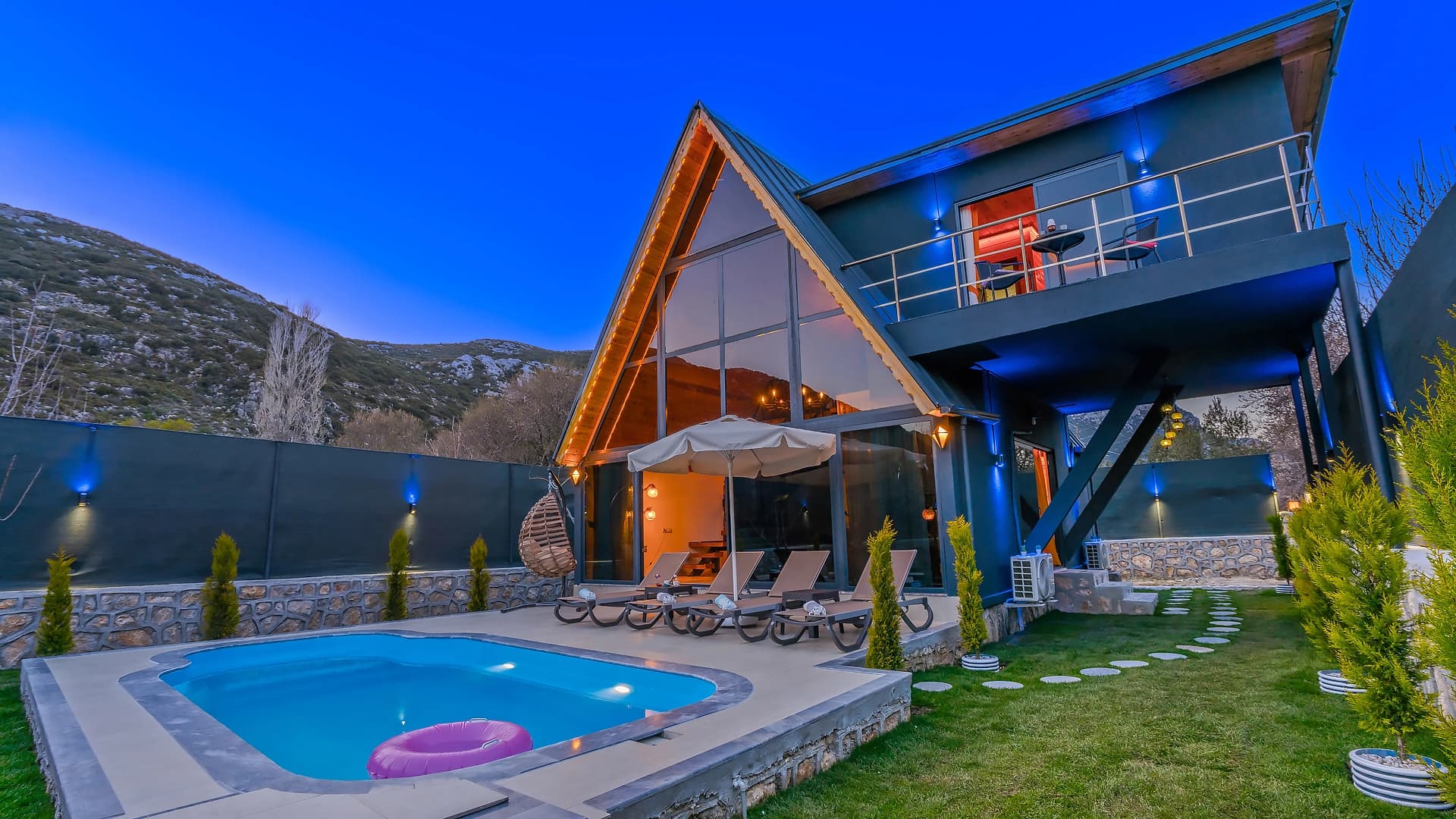 Villa Doğanay Bezirgan Korunaklı Havuz 47