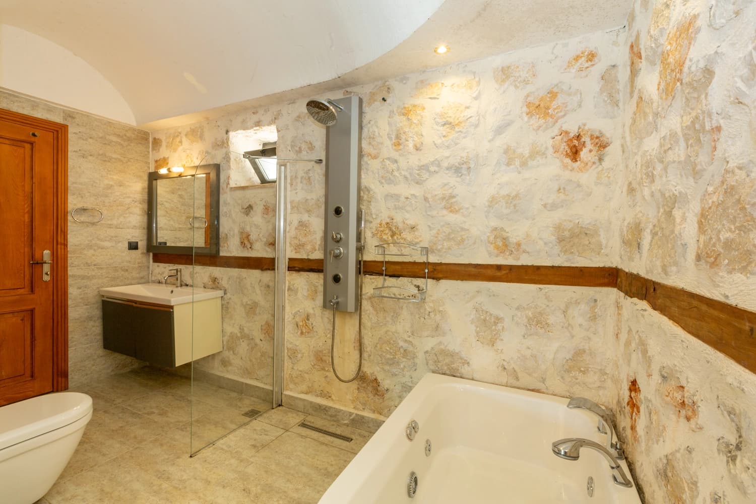 Villa Chakra Korunaklı Havuz 17