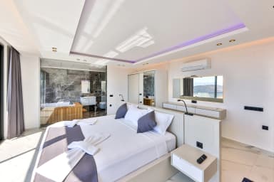 Villa Çiğdem Korunaklı Havuz 53