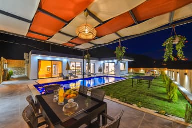 Villa Nazeren Sarıbelen 11