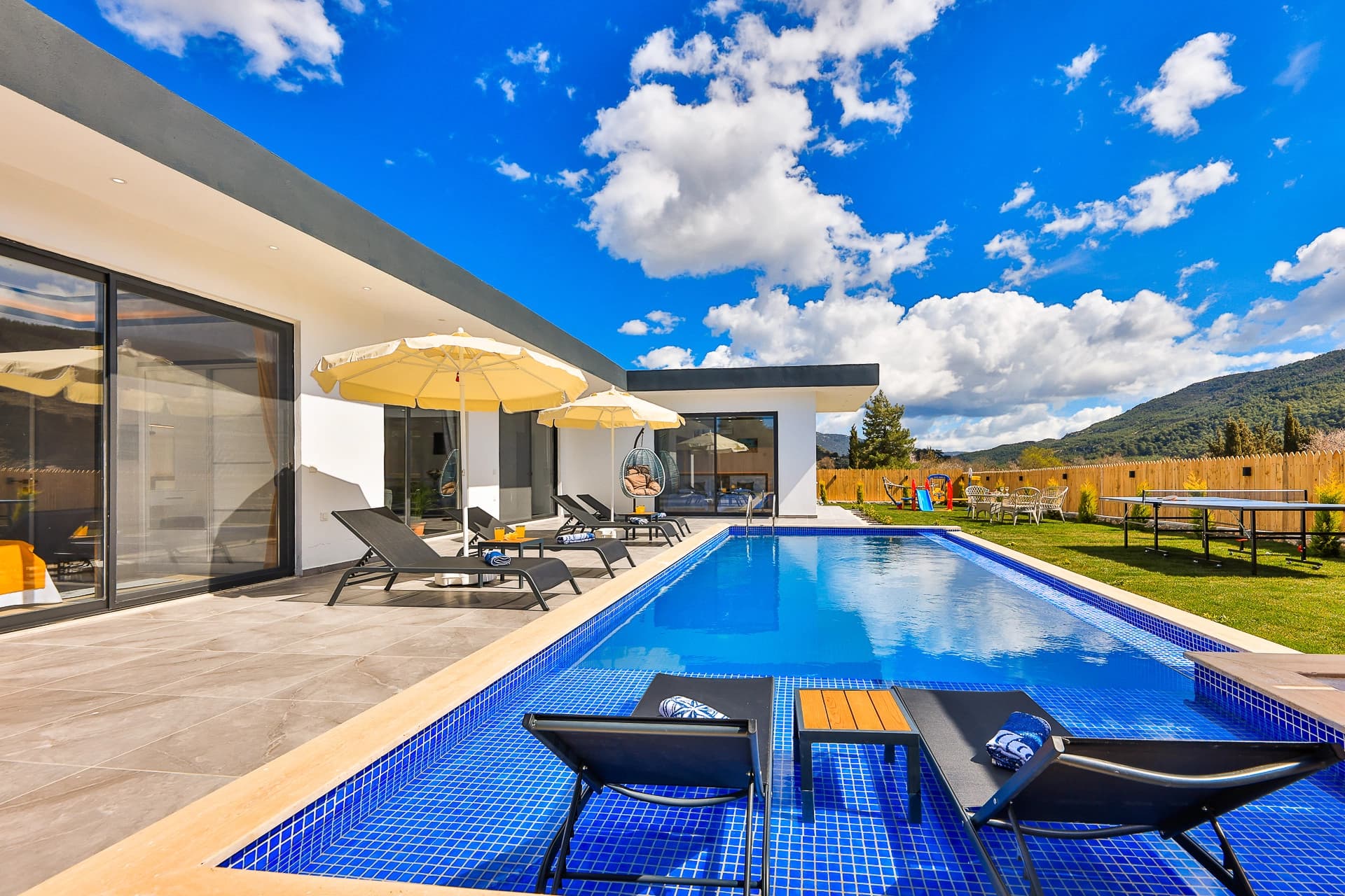 Villa Nazeren Sarıbelen 37