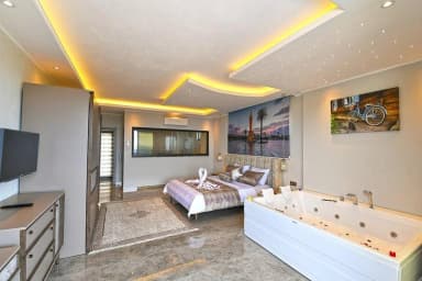 Villa Survival Kalkan 98