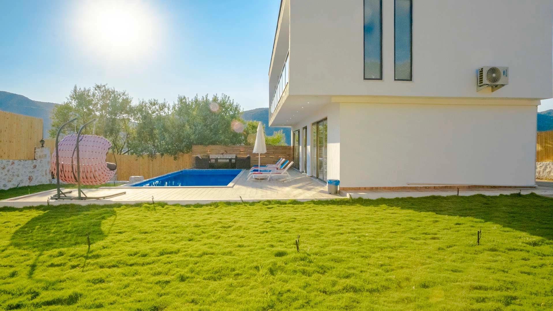 Villa Palas Korunaklı Havuz 42