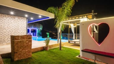 Villa Balli Korunaklı Havuz 84