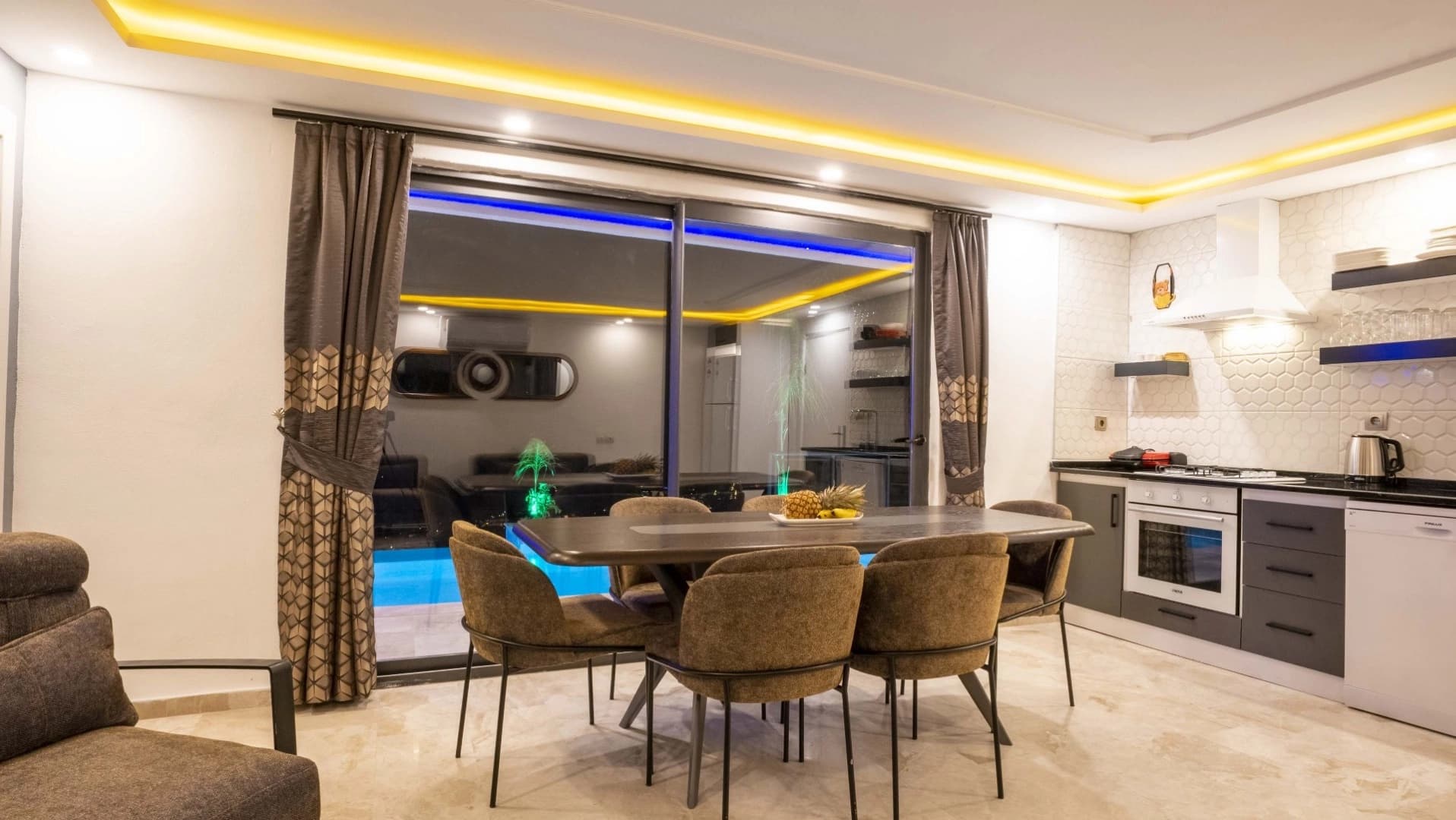 Villa Balli Korunaklı Havuz 64