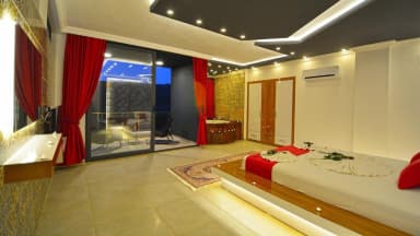 Villa Alyans Sarıbelen Korunaklı Havuz 13