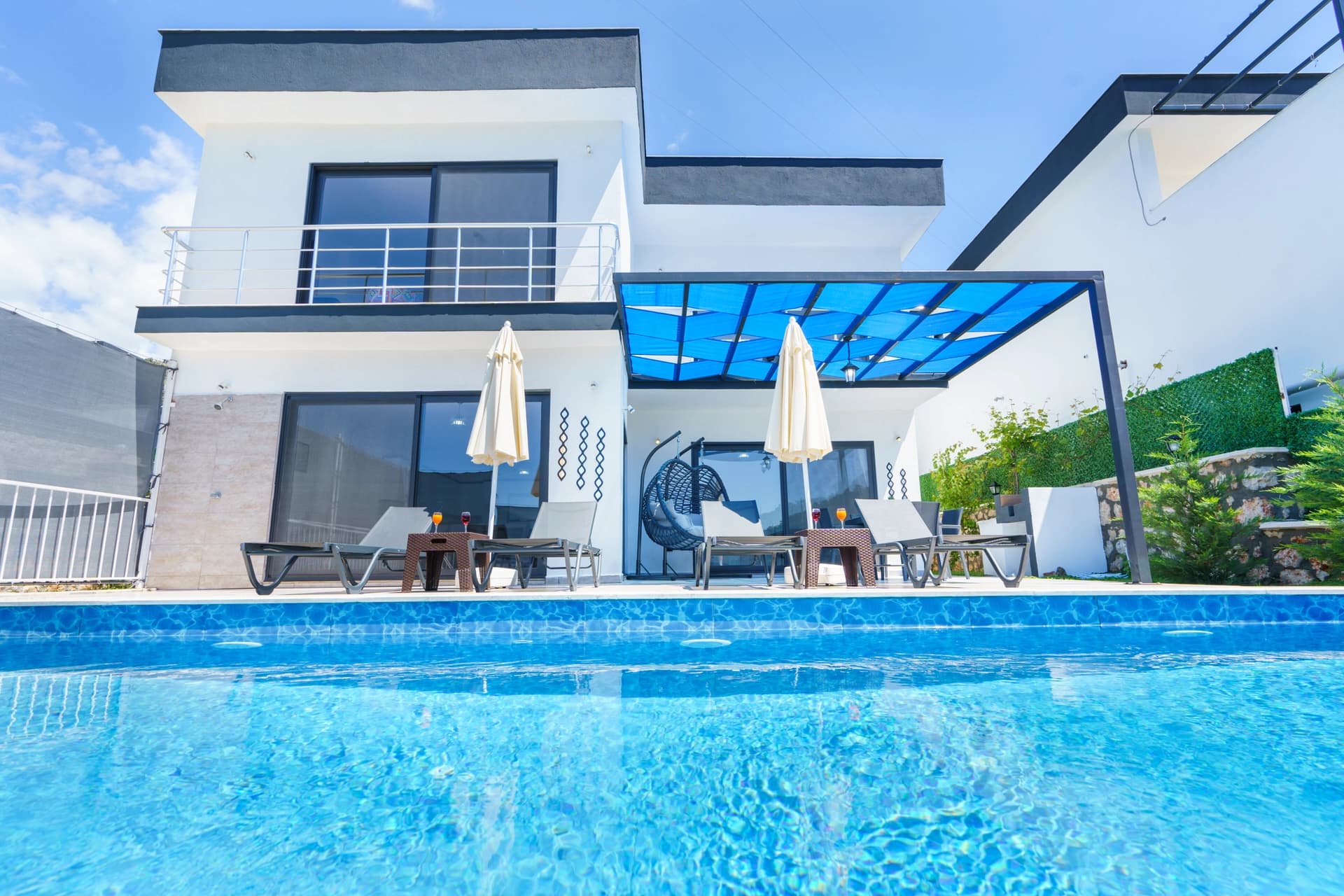 Villa Rojin Korunaklı Havuz 84