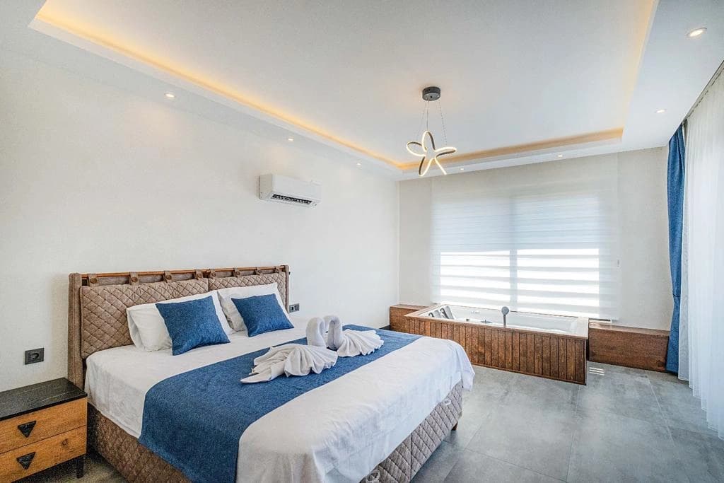 Villa Esma Sultan Özel Havuzlu 14