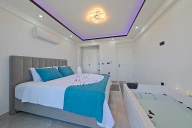 Villa Yakamoz 2 Korunaklı Havuz 48